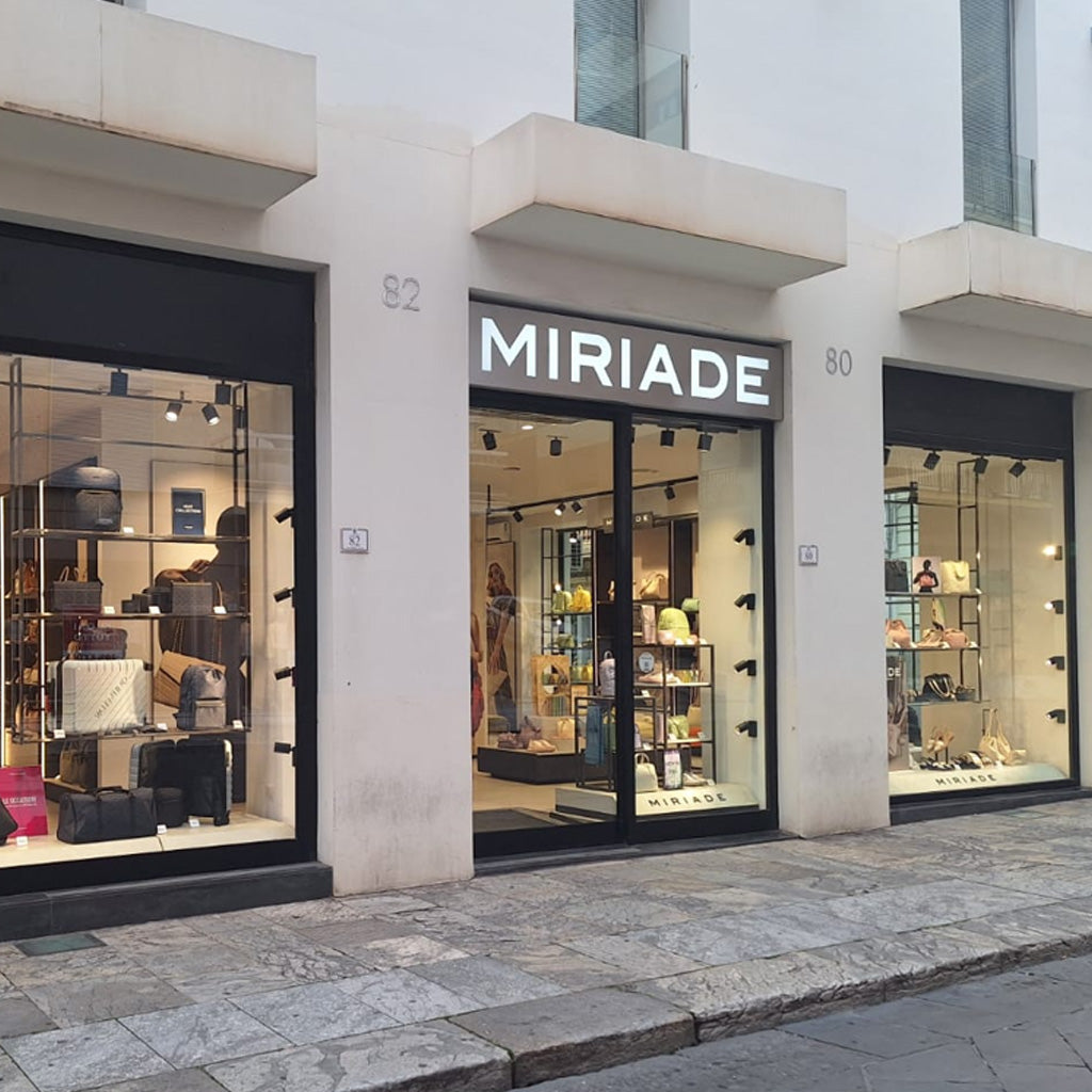 Reggio Calabria, 
Corso Garibaldi, 80, 
RC - 89125