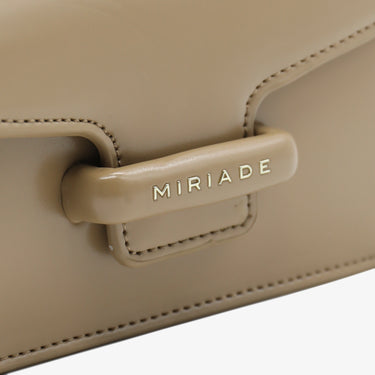 837b1cca89daac46ffecac7bd4923779_BEIGE_MIBS5UG01L_10_078