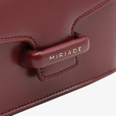 ab5cdebef46bab927308b2a228d5e34b_BORDEAUX_MIBS5UG01L_6_069