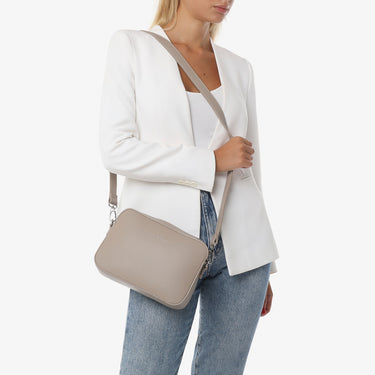 decbff23ce0b2a73e2a539e837752376_MARRONE_MIBS7EG04_11_259