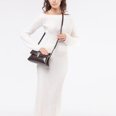 decbff23ce0b2a73e2a539e837752376_MARRONE_MIBS9FO01_16_064