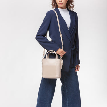 45750be0ce435eba4f253c9817c40b93_ECRU_MIBS9HV02_20_991