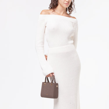 decbff23ce0b2a73e2a539e837752376_MARRONE_MIBS9JW04_13_066