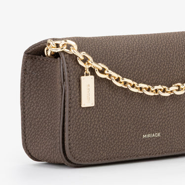 decbff23ce0b2a73e2a539e837752376_MARRONE_MIBS9JW05_12_066