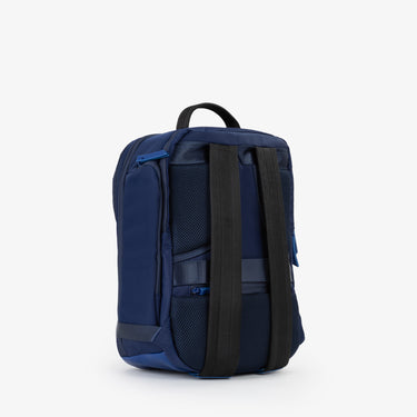 8614c9477a5d86f42a1da6b19d625392_BLU_MIBS9VF01_18_002