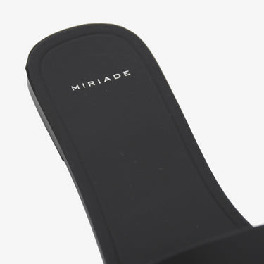 f64995525916e1291ea37f9b68a60166_NERO_MISC5L801_7_001