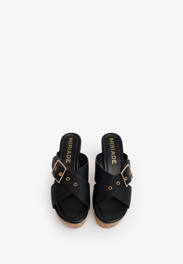 f64995525916e1291ea37f9b68a60166_NERO_MISCA3701_8_001