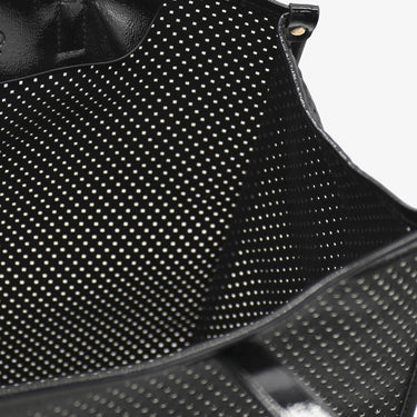 f64995525916e1291ea37f9b68a60166_NERO_VBS5CV01_19_001