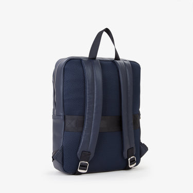 8614c9477a5d86f42a1da6b19d625392_BLU_VBS5XQ26_15_002