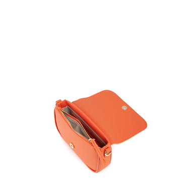 571e49b874ad5acdbe5a95d80b5f1498_ARANCIONE_VBS7UE02G_18_048