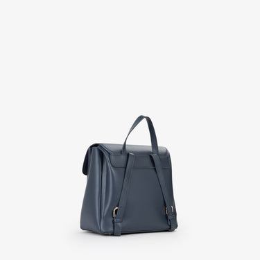 8614c9477a5d86f42a1da6b19d625392_BLU_VBS9OG20_17_002