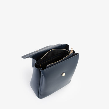 8614c9477a5d86f42a1da6b19d625392_BLU_VBS9OG20_18_002